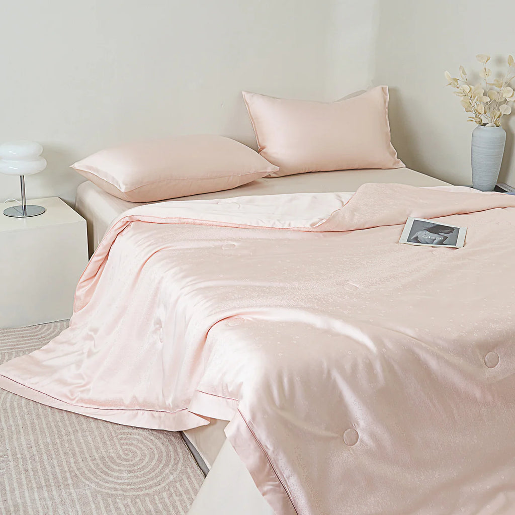 Dreamy Pink Tencel™ Jacquard Light Comforter