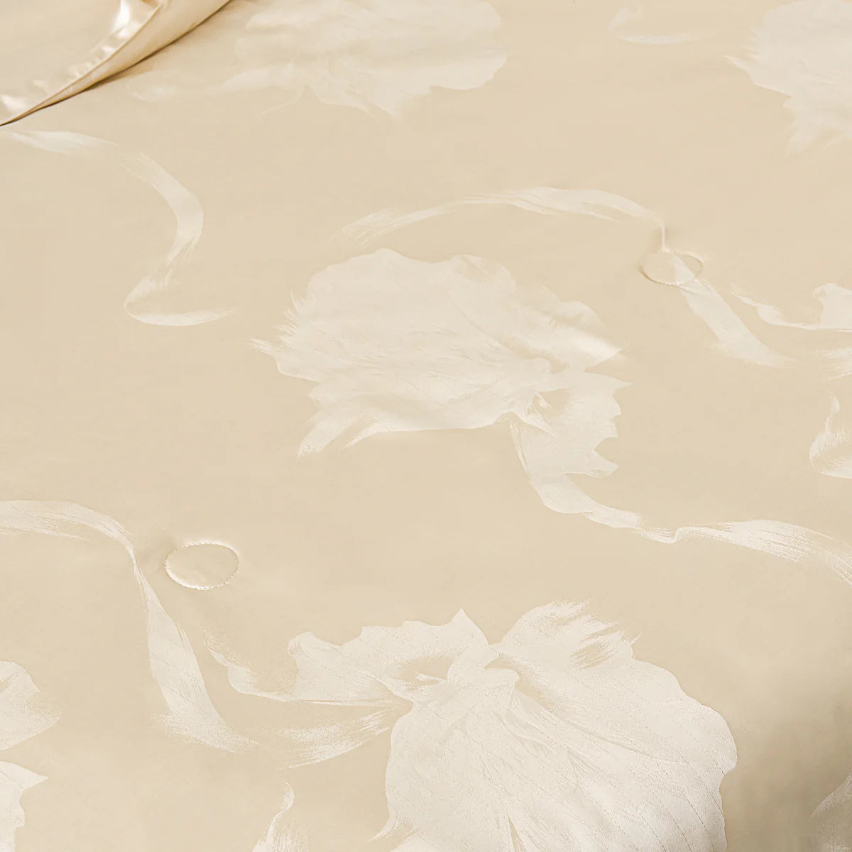 Phantom Gold Tencel™ Jacquard Light Comforter
