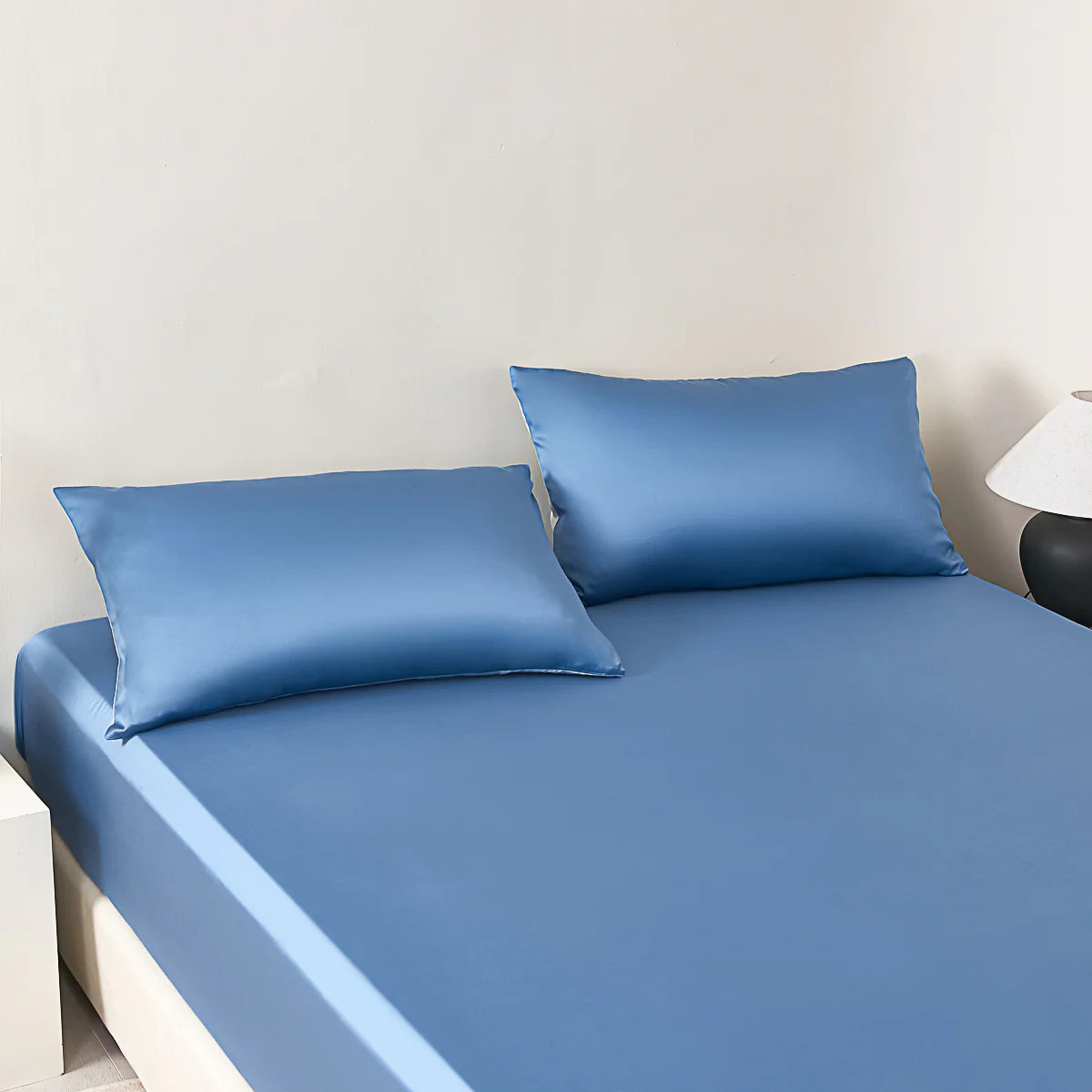 Cloisonne Blue Tencel™ Fitted Sheet Set