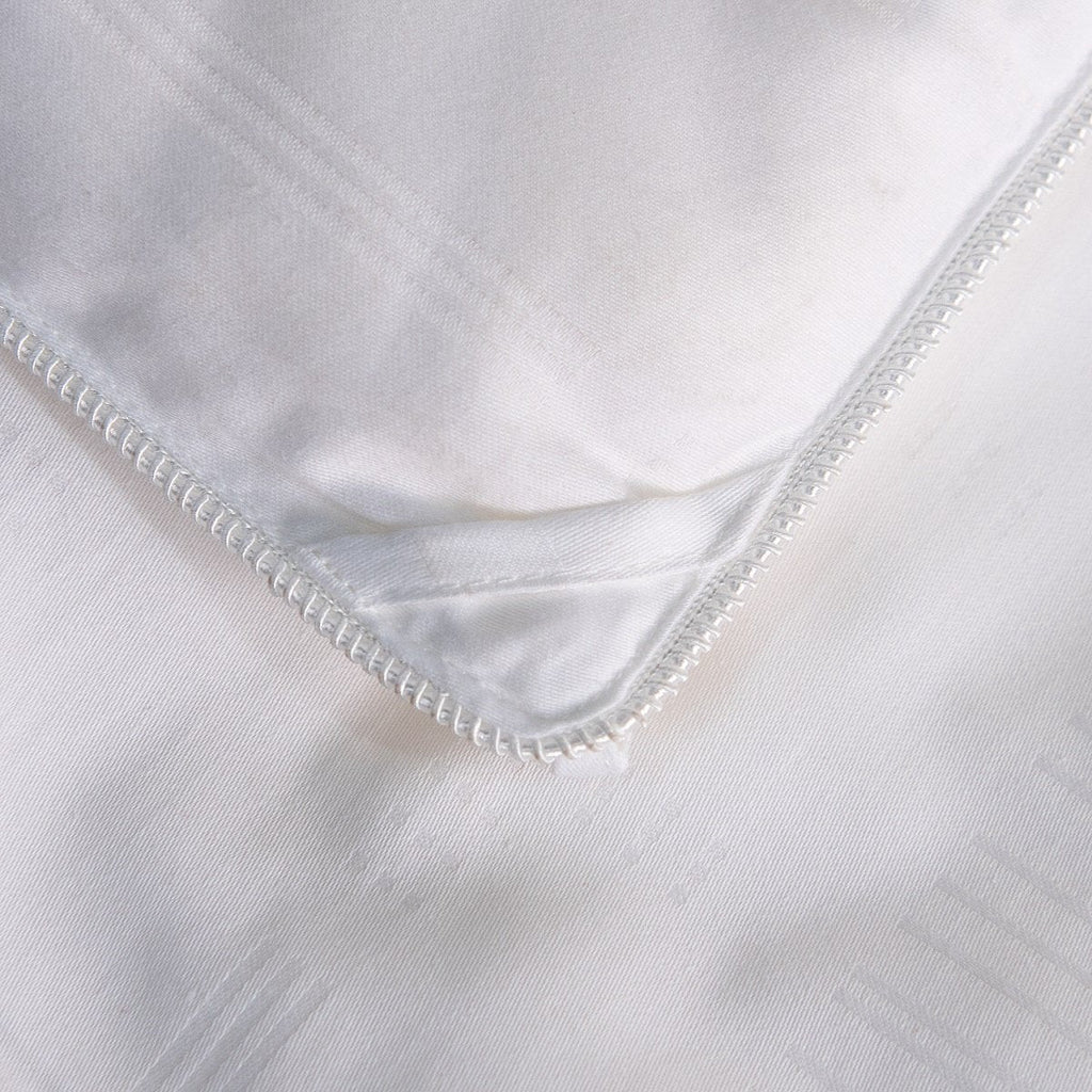 200 x 230 size Tussah Silk All Season Duvet Insert