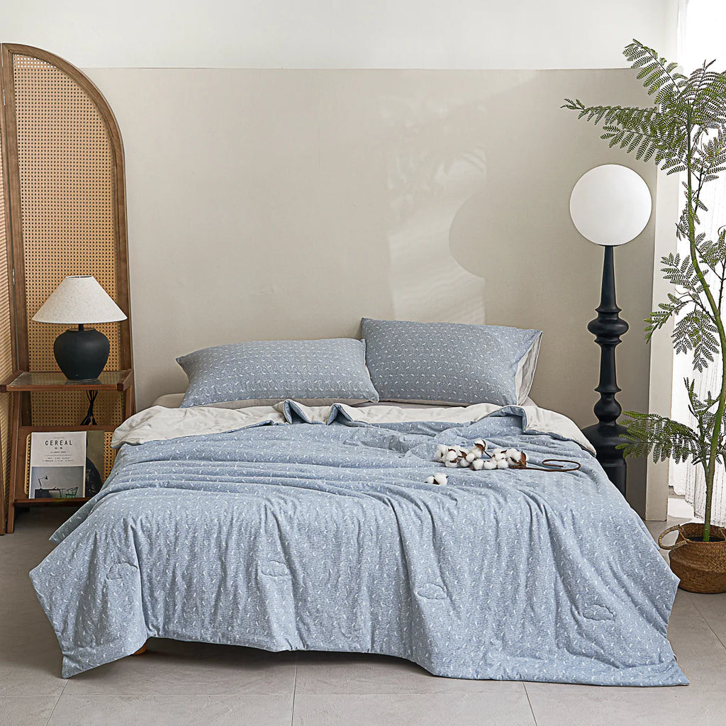 Lithe Leaf Cotton Light Comforter
