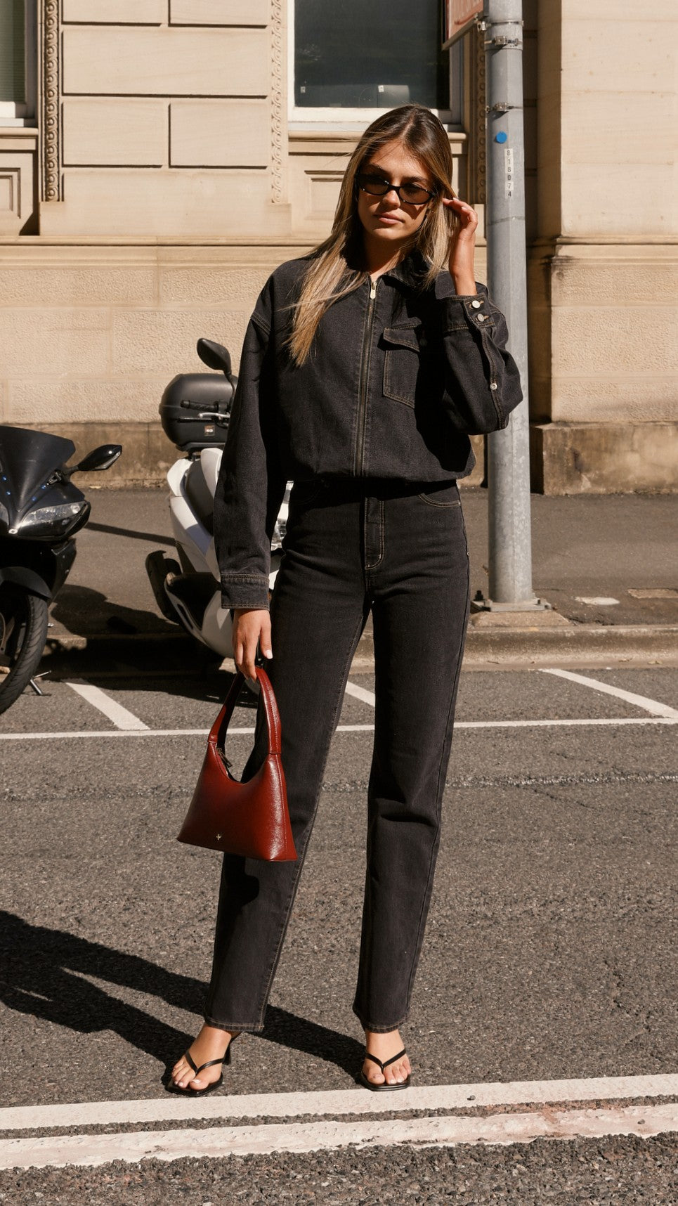 Abrand 94 High Straight Jean - Cara