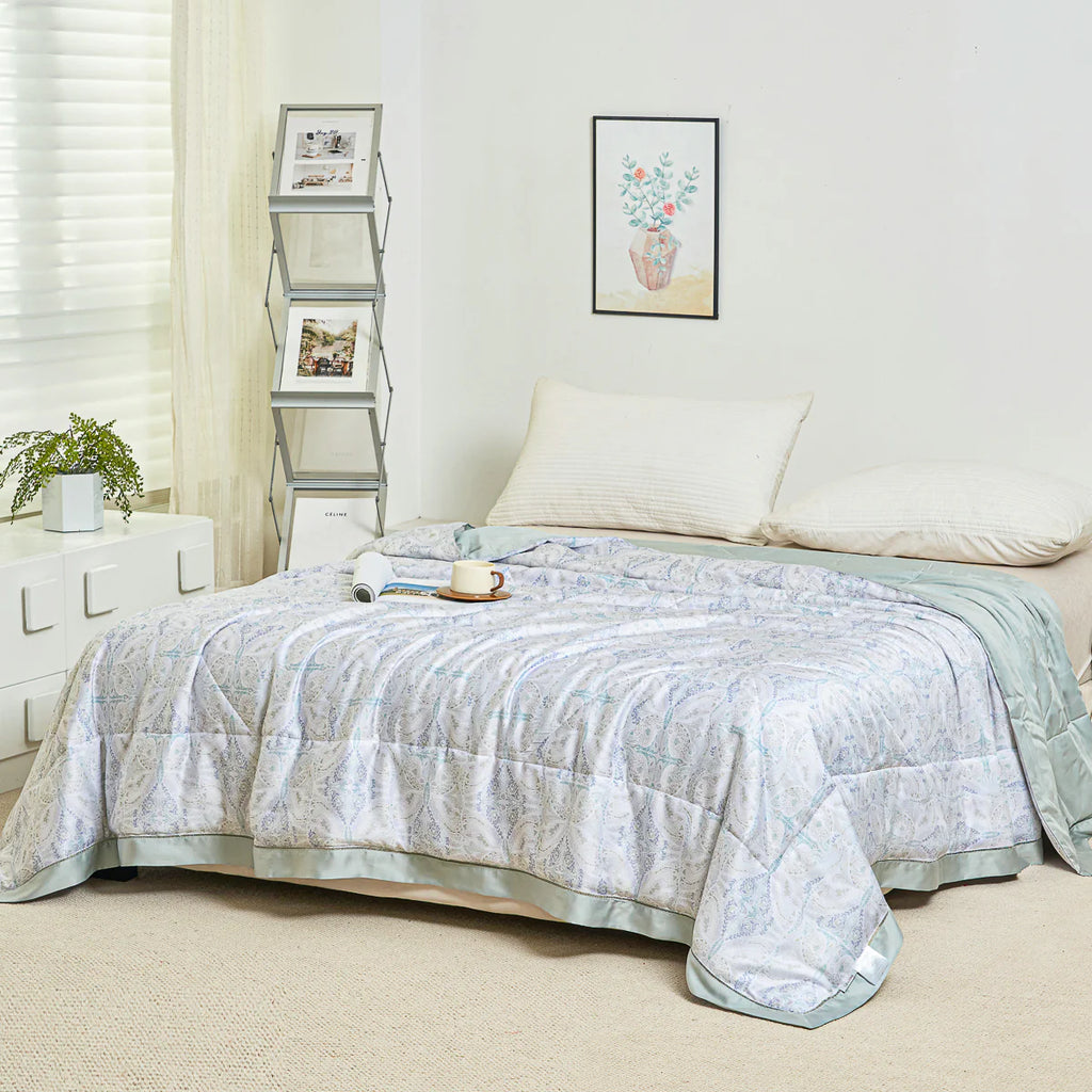 Ramona Pattern TENCEL™ Lyocell Lightweight Comforter