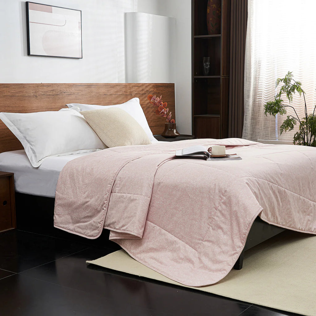 Kai Jade Pink Cotton Light Comforter