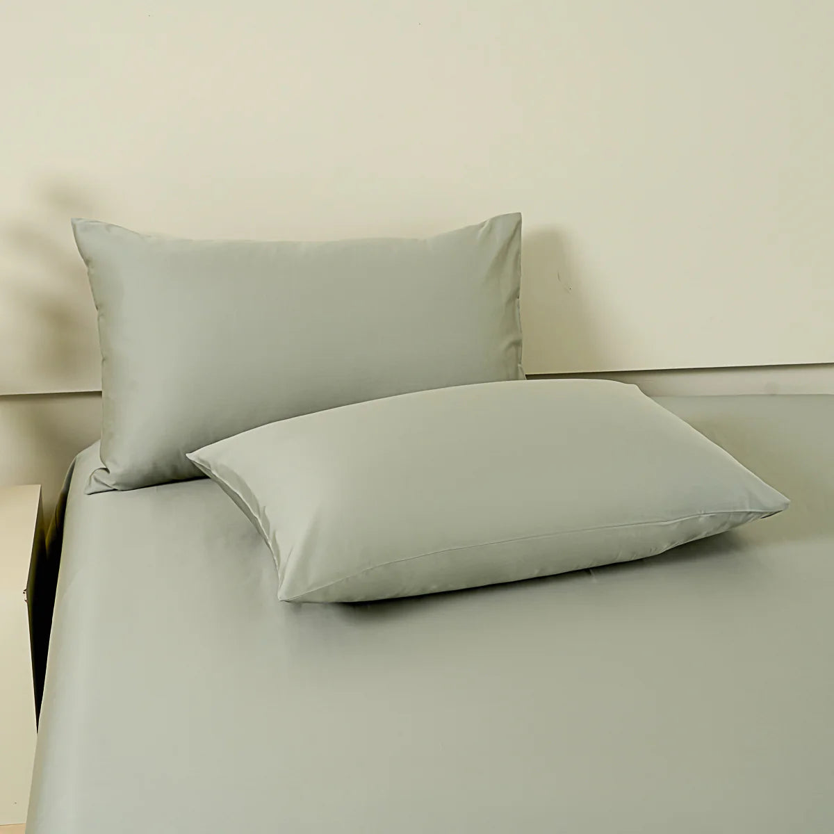 Sunny Green Premium Cotton Standard Pillow Sham x2p