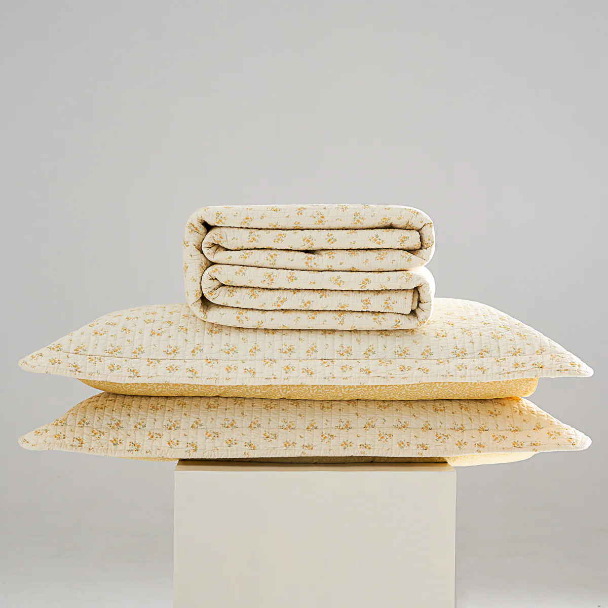 Belle Floral Cotton Quilt Set