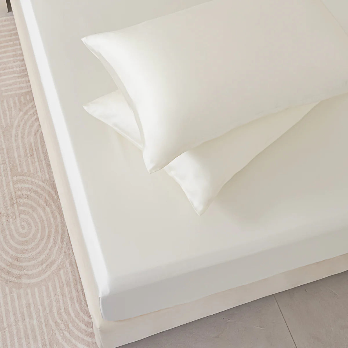 Lily White Tencel™ Fitted Sheet