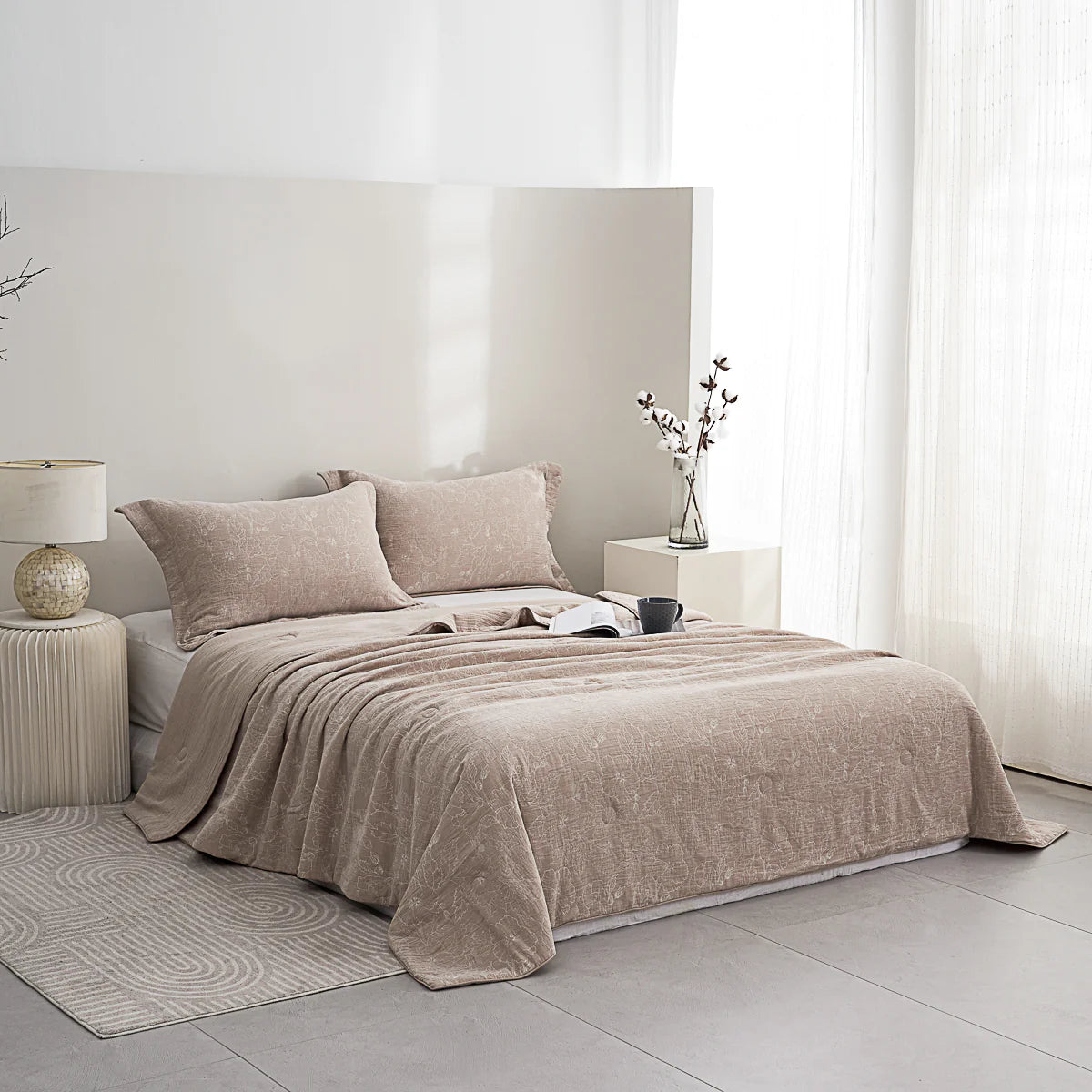 Cotton Jacquard Soybean Fiber Light Comforter Set