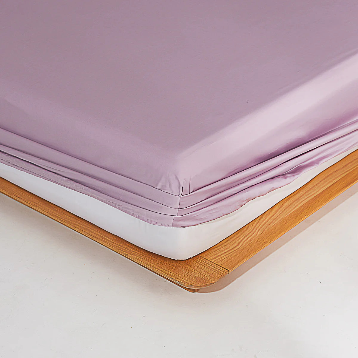 Pearlish Purple Premium Cotton Fitted Sheet