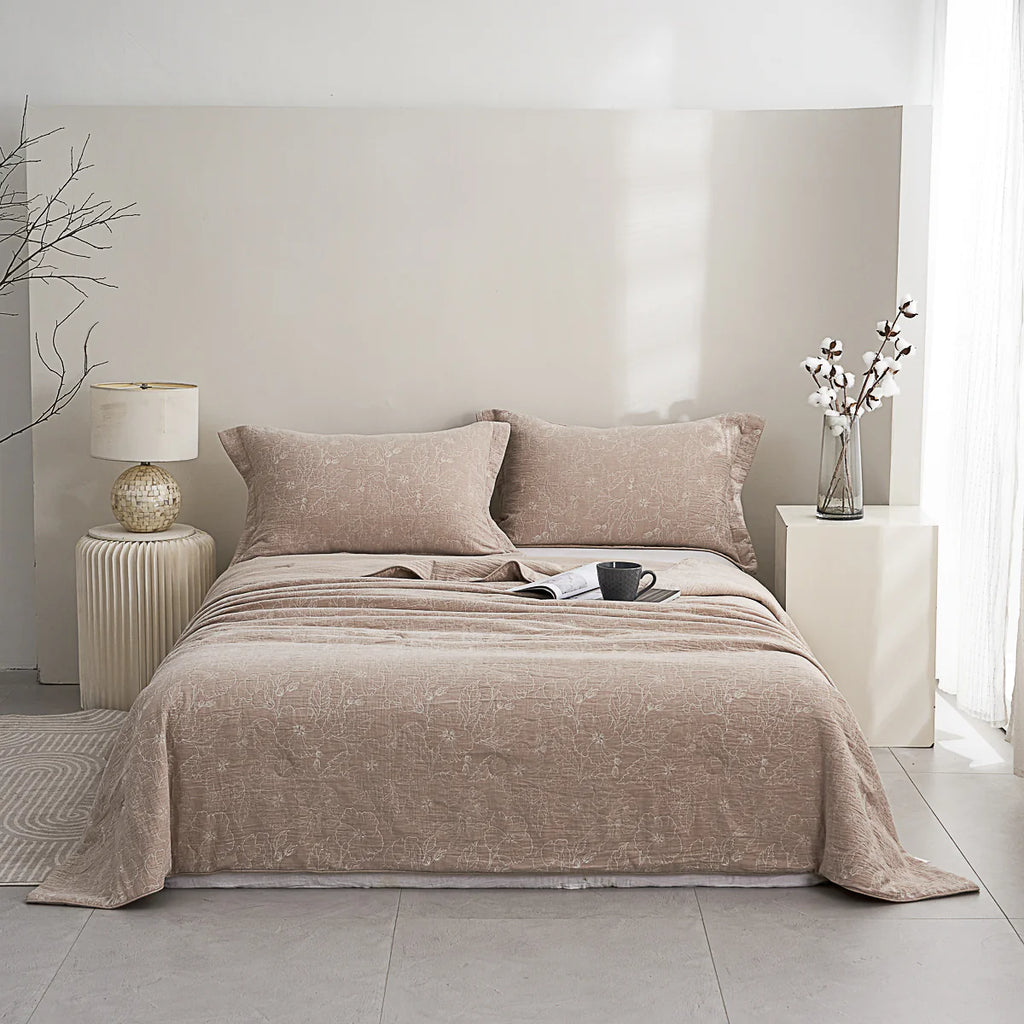 Cotton Jacquard Soybean Fiber Light Comforter Set