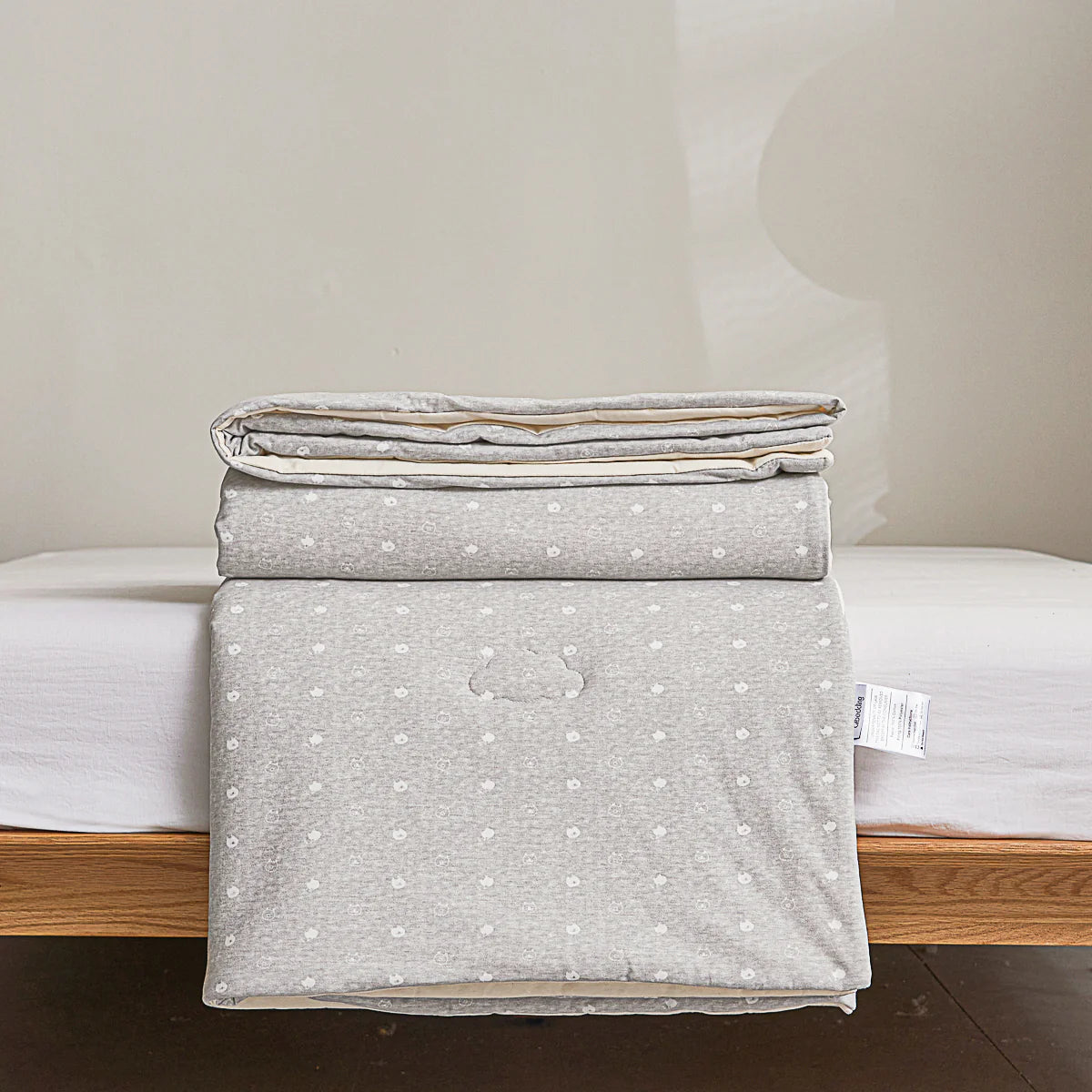 Lithe Lamb Cotton Light Comforter