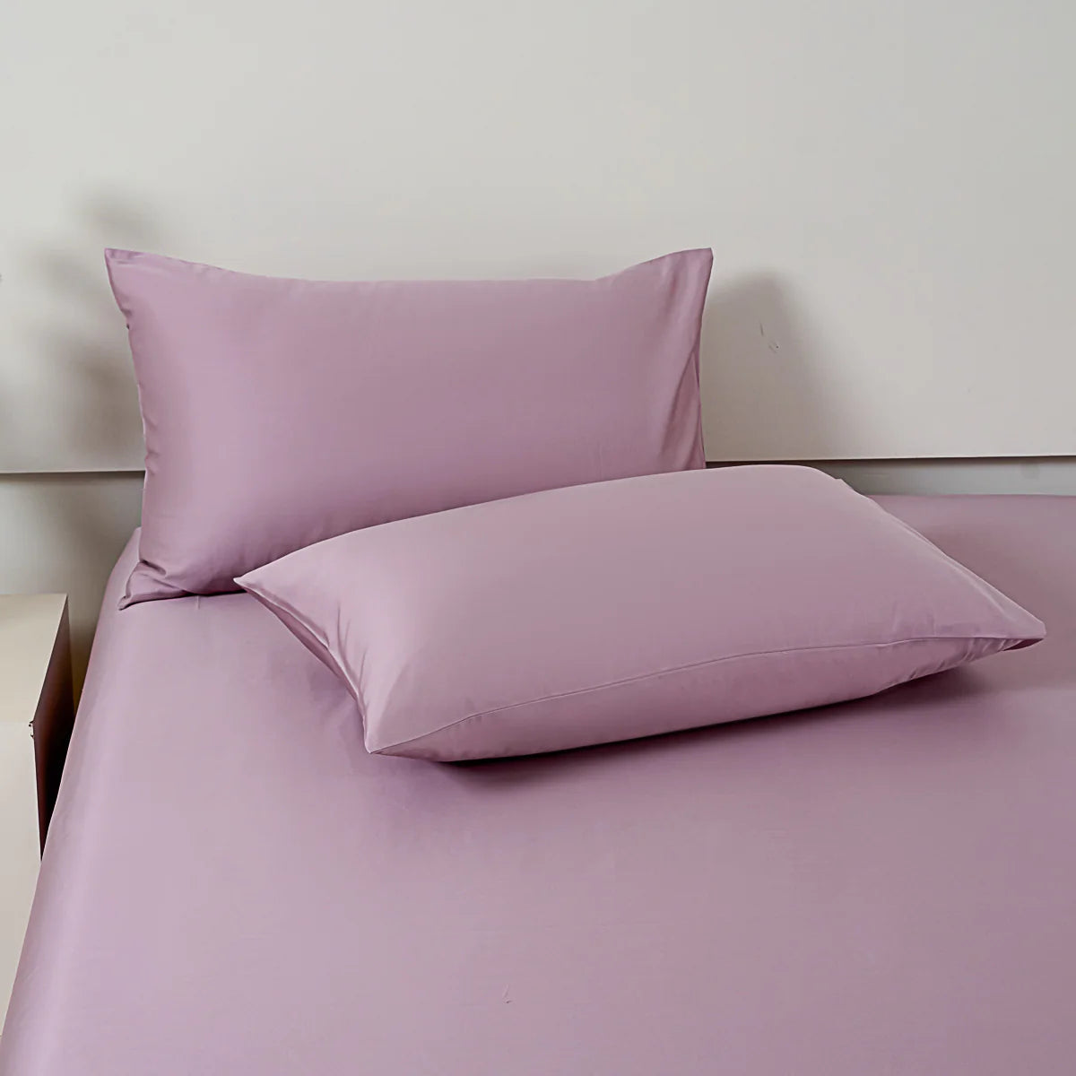 Pearlish Purple Premium Cotton Standard Pillow Sham x2p