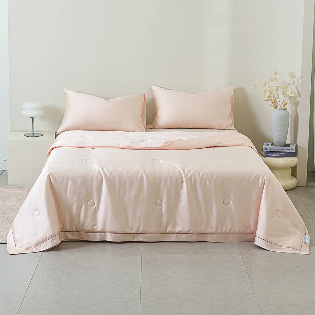 Dreamy Pink Tencel™ Jacquard Light Comforter