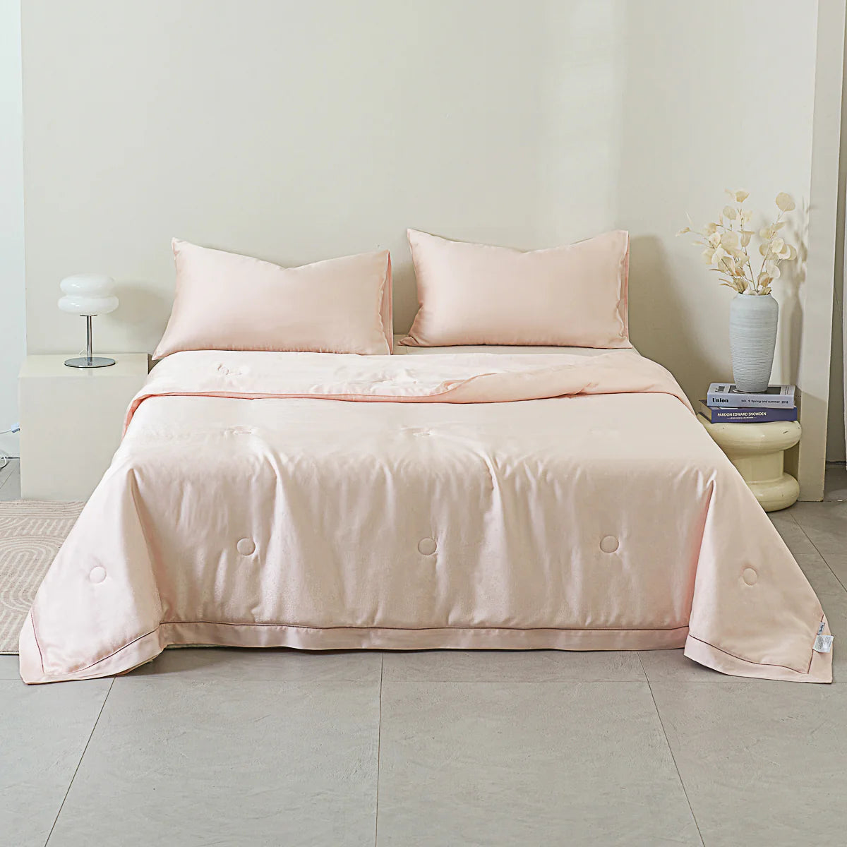 Dreamy Pink Tencel™ Jacquard Light Comforter