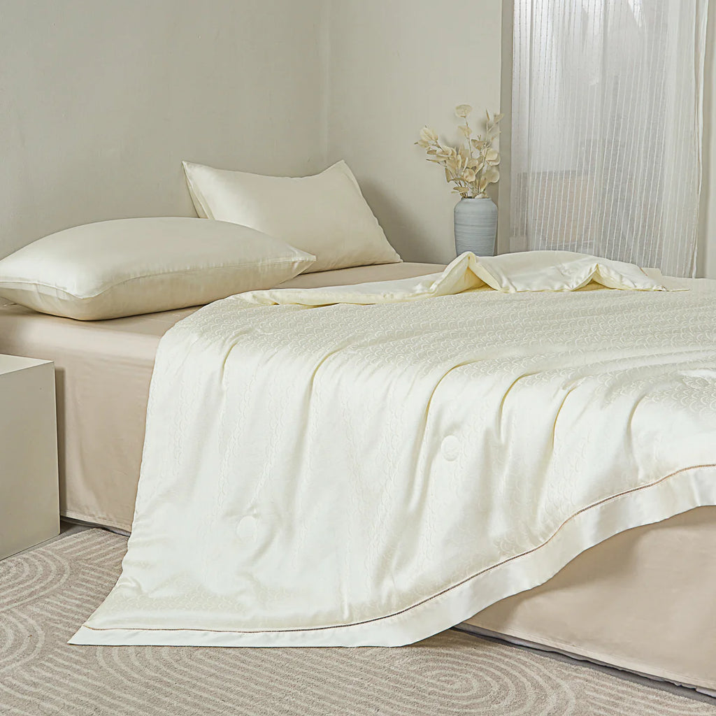 Lily White Tencel™ Jacquard Light Comforter