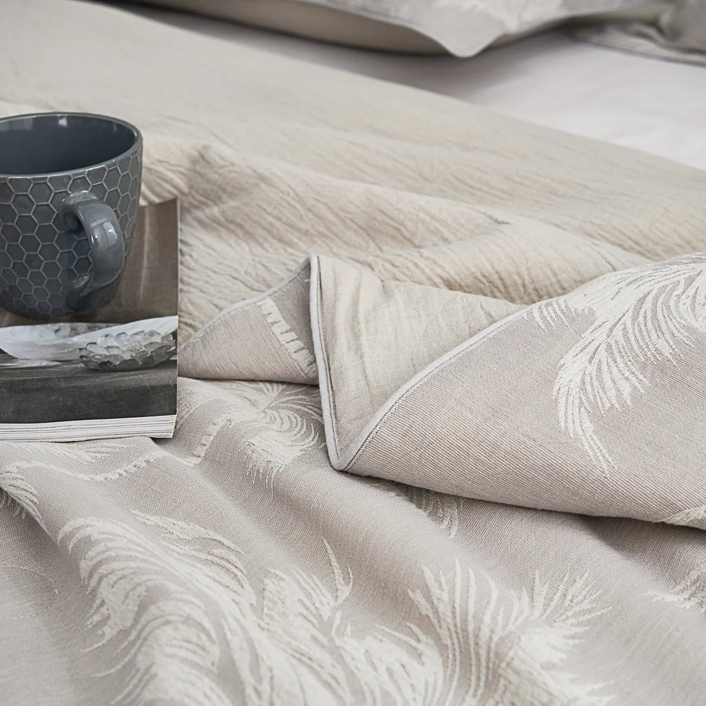 Cotton Jacquard Soybean Fiber Light Comforter Set