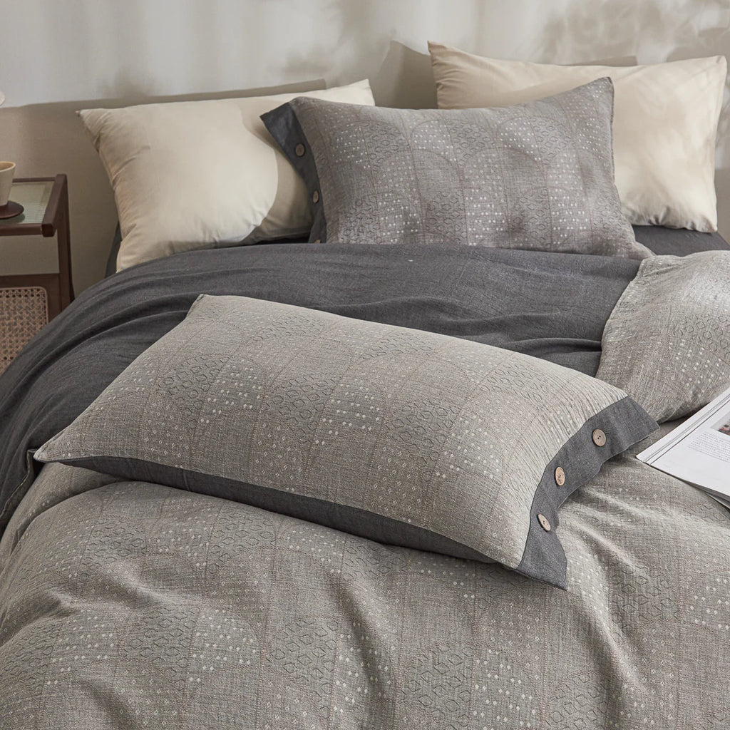 Yanis Classic Cotton Weave Fitted Sheet Set