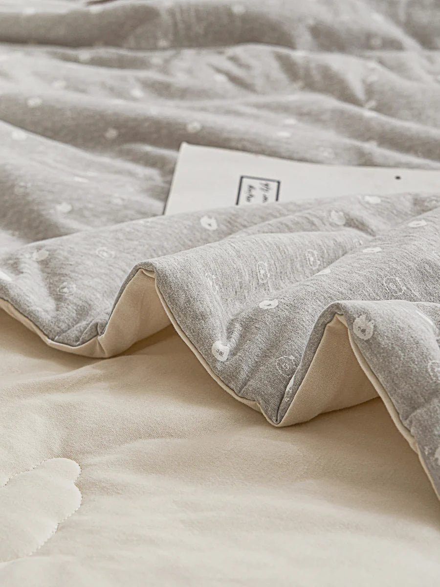 Lithe Lamb Cotton Light Comforter