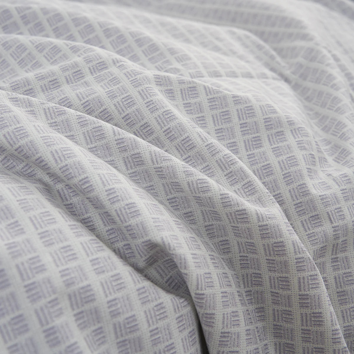 Eta  Mist White  Cotton Light Comforter